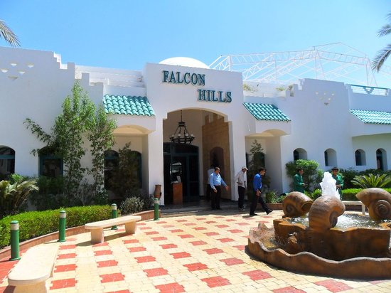 Falcon hills հյուրանոց